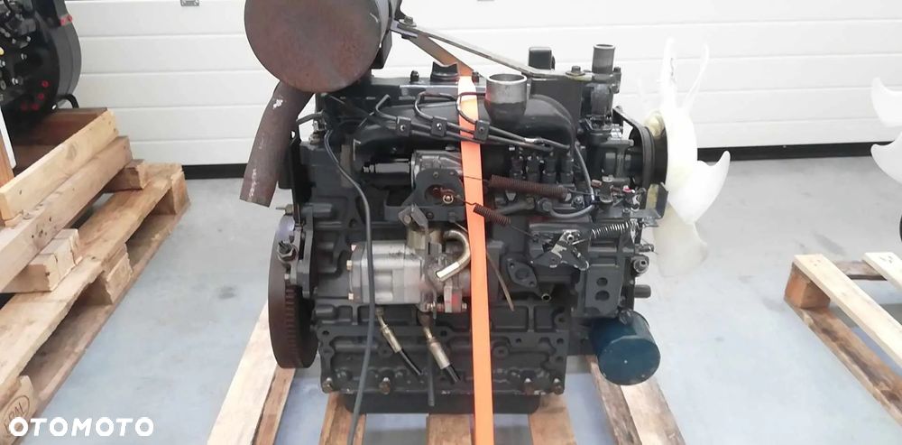 SILNIK KUBOTA V2203 - CL1305 35.9 kW 14552 netto - 7