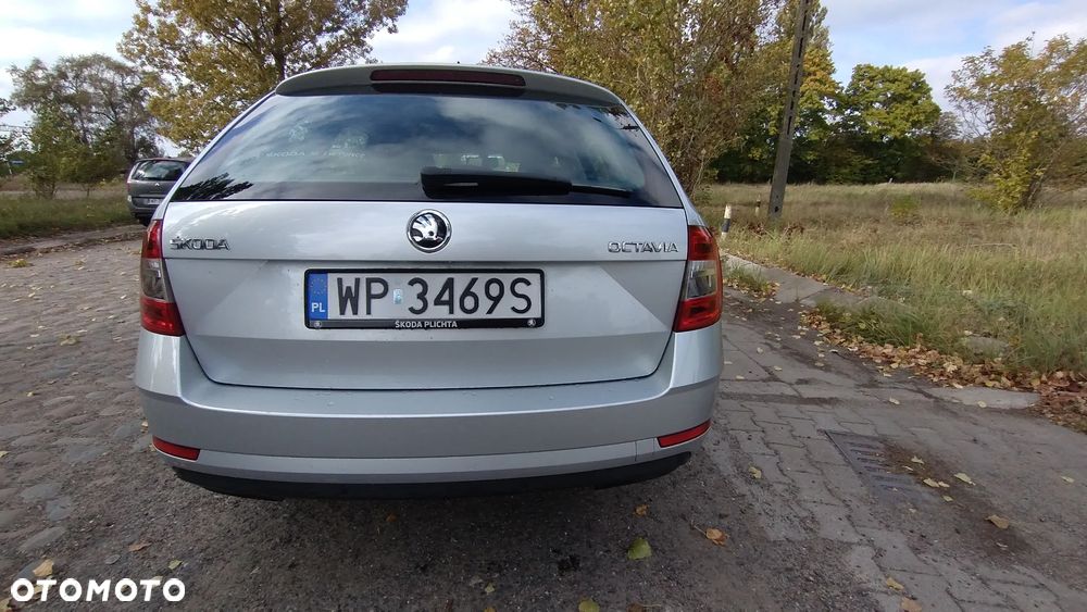 Skoda Octavia ver-1-6-tdi-ambition - 7