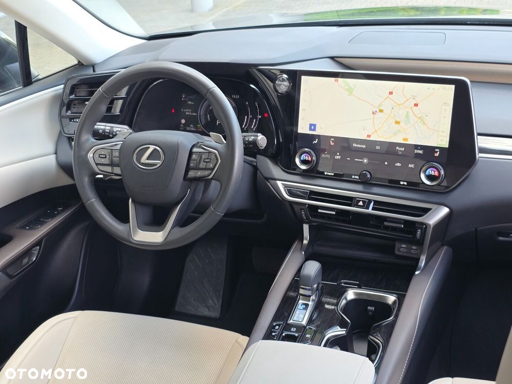 Lexus RX - 21