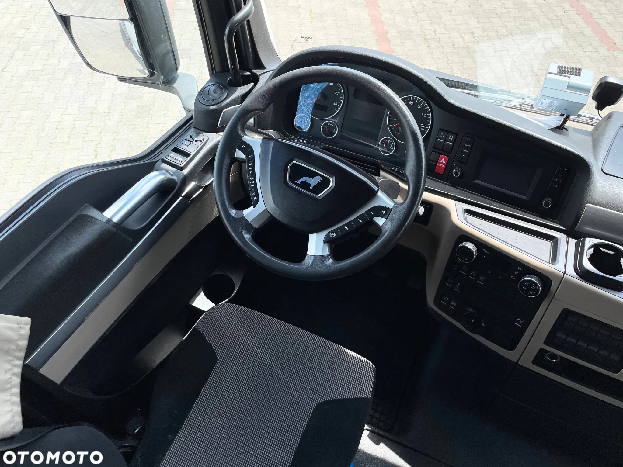 MAN TGX 18.420 / PRZEJAZDOWY / ZESTAW TANDEM 120M3 / 7,75 M + 7,75 M - 8