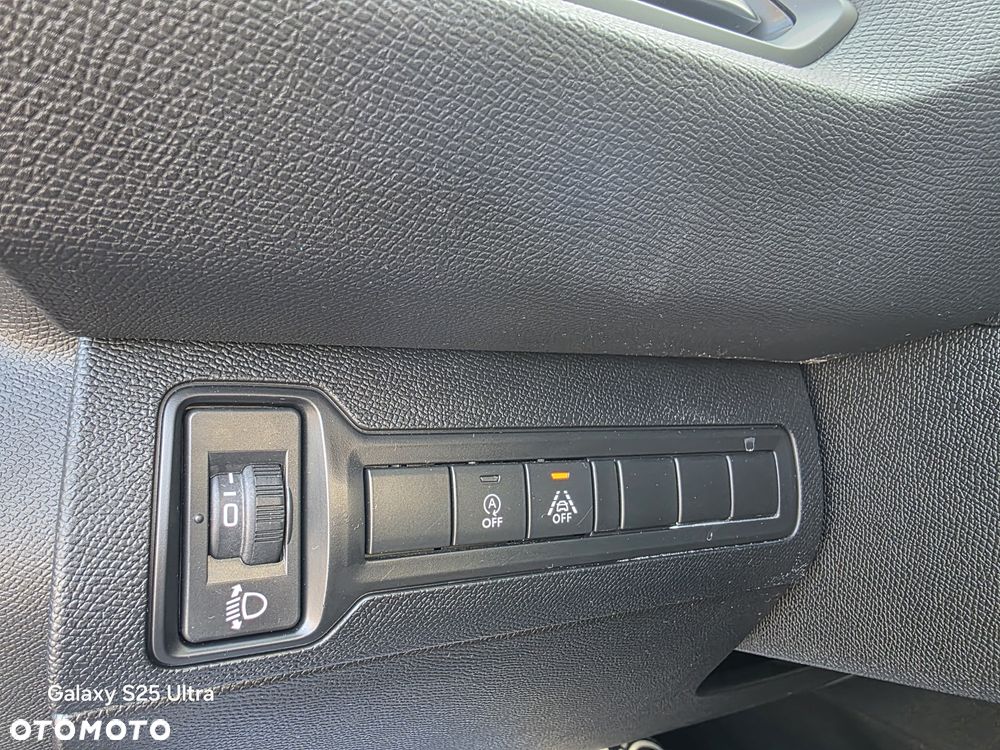 Peugeot 308 BlueHDi 130 Stop & Start Allure Pack - 27