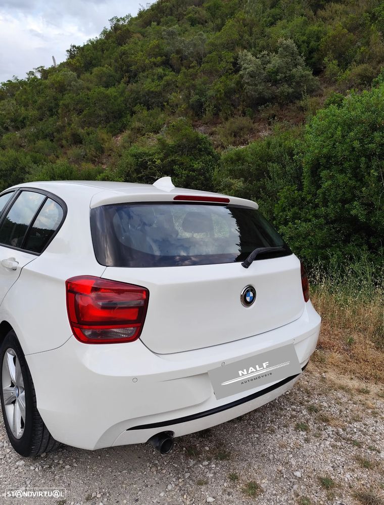 BMW 116 d EDynamics Line Sport - 12