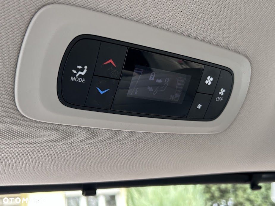 Chrysler Voyager - 40
