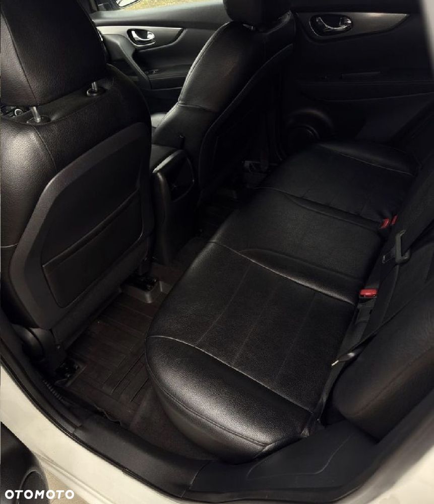 Nissan Qashqai - 11