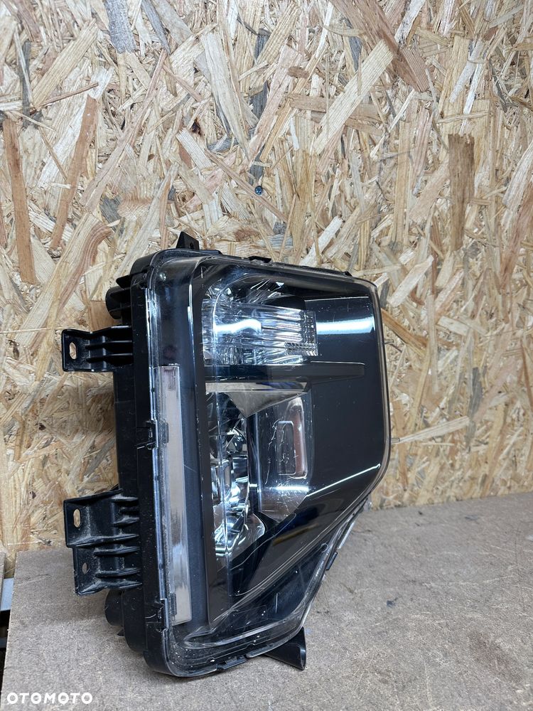 MITSUBISHI L200 HALOGEN PRAWY DRL 8315A058 - 2