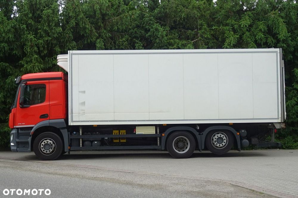 Mercedes-Benz Antos 2540 Sypialna euro 6 chłodni 3 osie podnoszona i skrętna - 5
