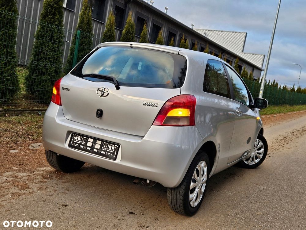 Toyota Yaris - 6