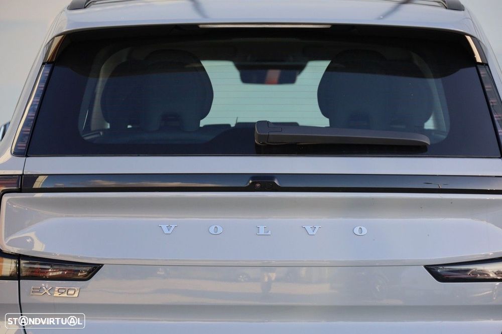 Volvo EX90 104 kWh Single Motor Core - 32