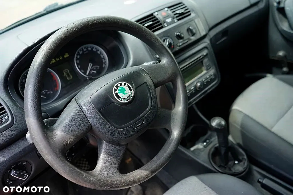 Skoda Fabia - 23