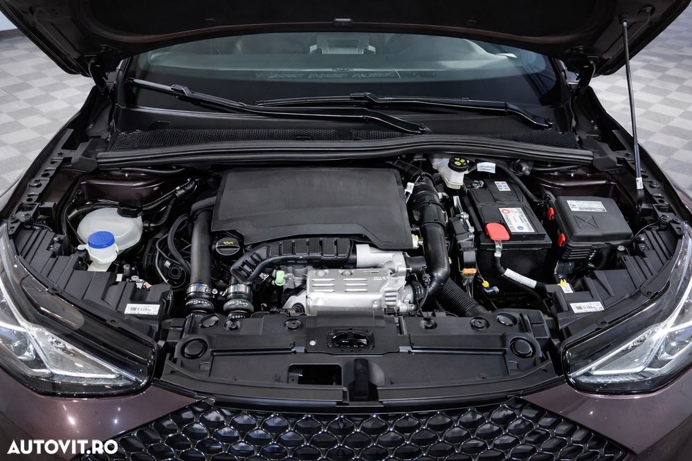 DS Automobiles DS 3 Crossback 1.2 PureTech 130 S&S EAT8 MONTMARTRE - 16