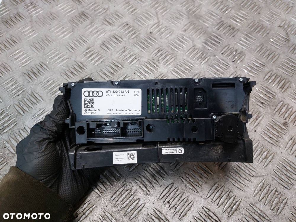 PANEL NAWIEWU AUDI A4 B8 8T1820043AN - 2