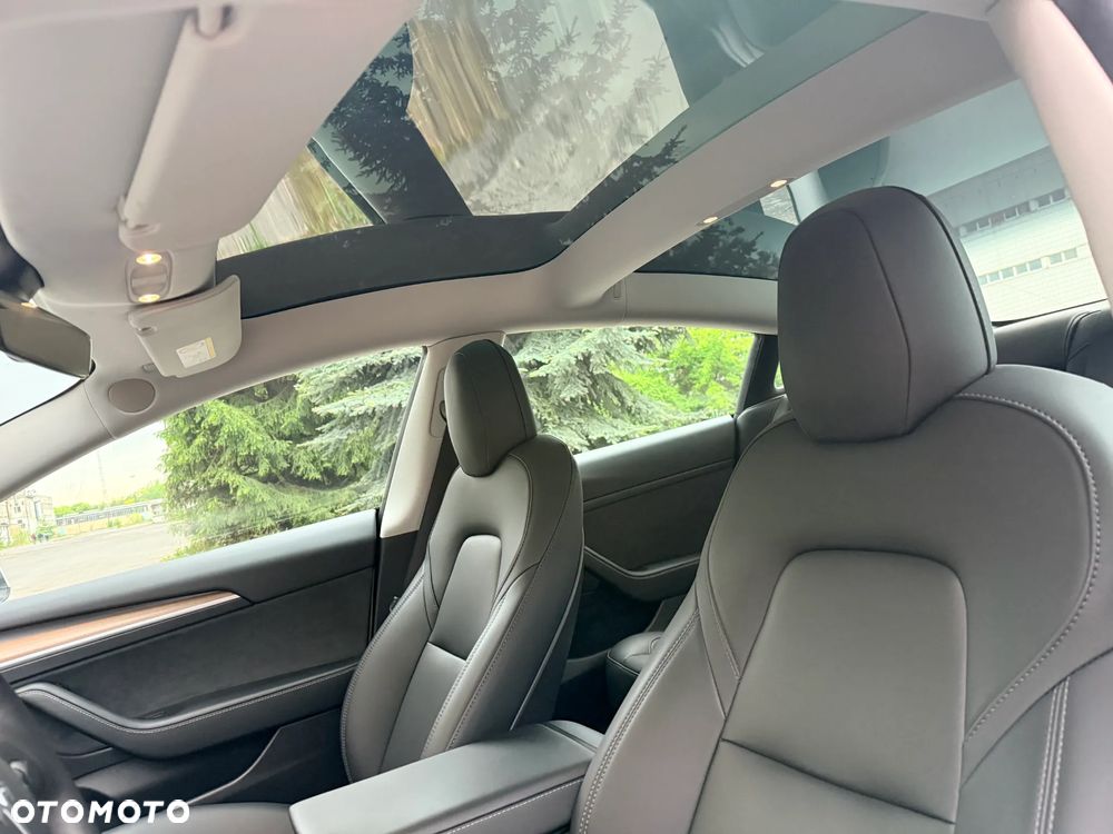 Tesla Model 3 RWD Premium - 18