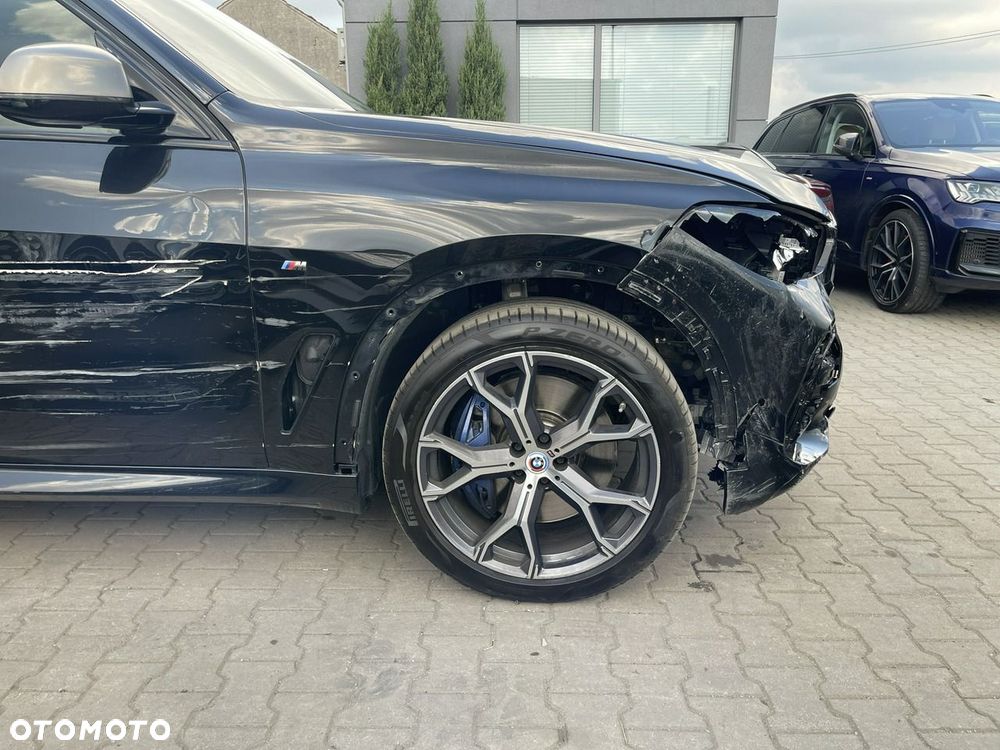 BMW X5 M50i - 3