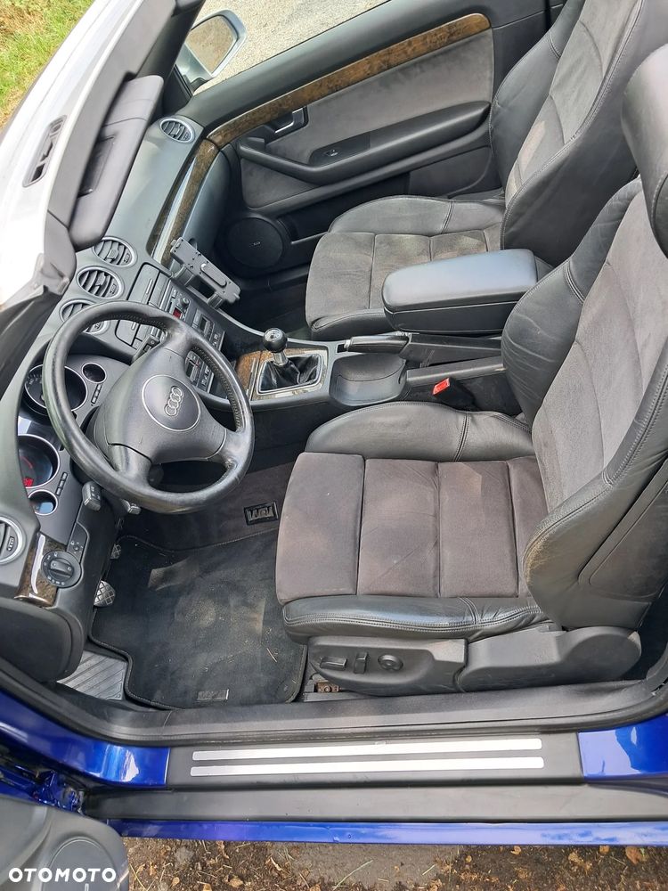 Audi A4 Cabrio 2.4 - 5