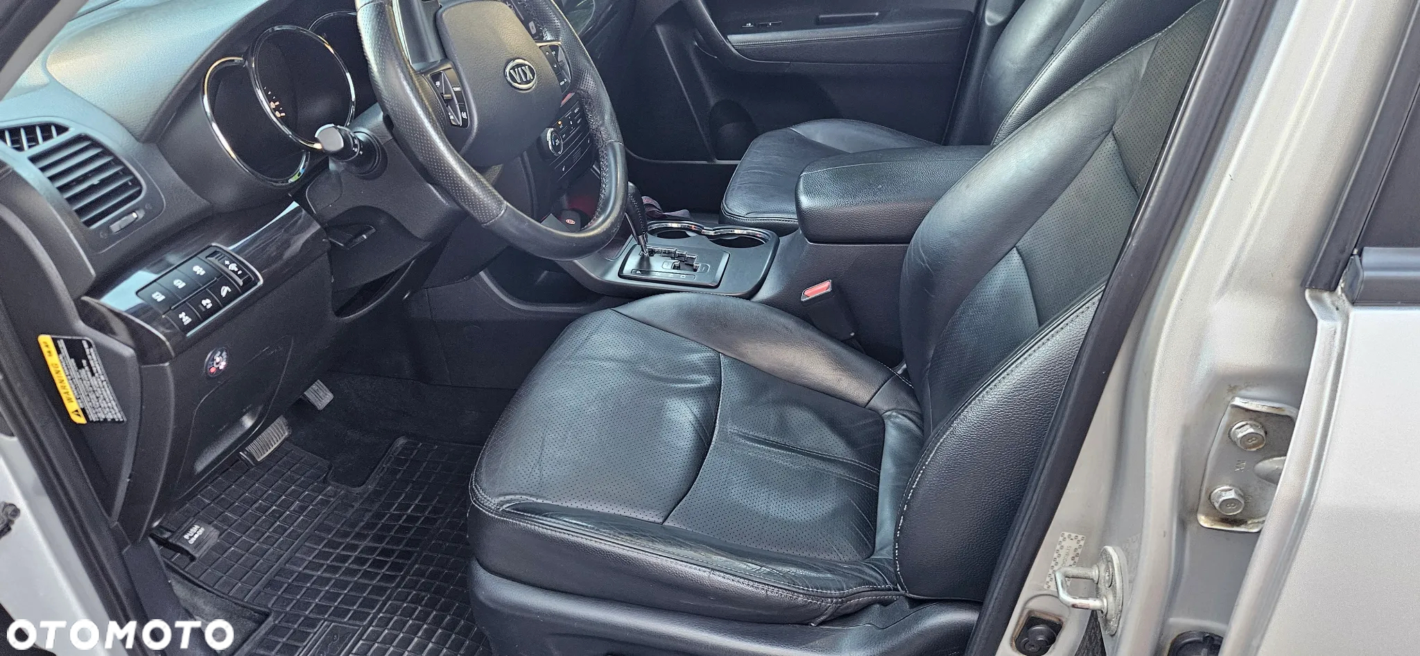 Kia Sorento - 11