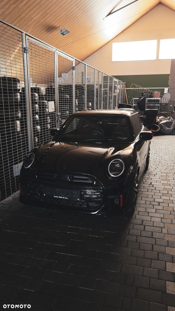MINI John Cooper Works - 1