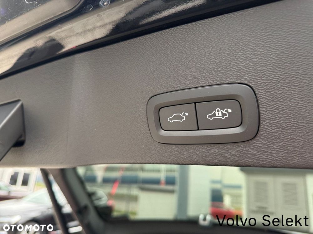 Volvo C40 - 30