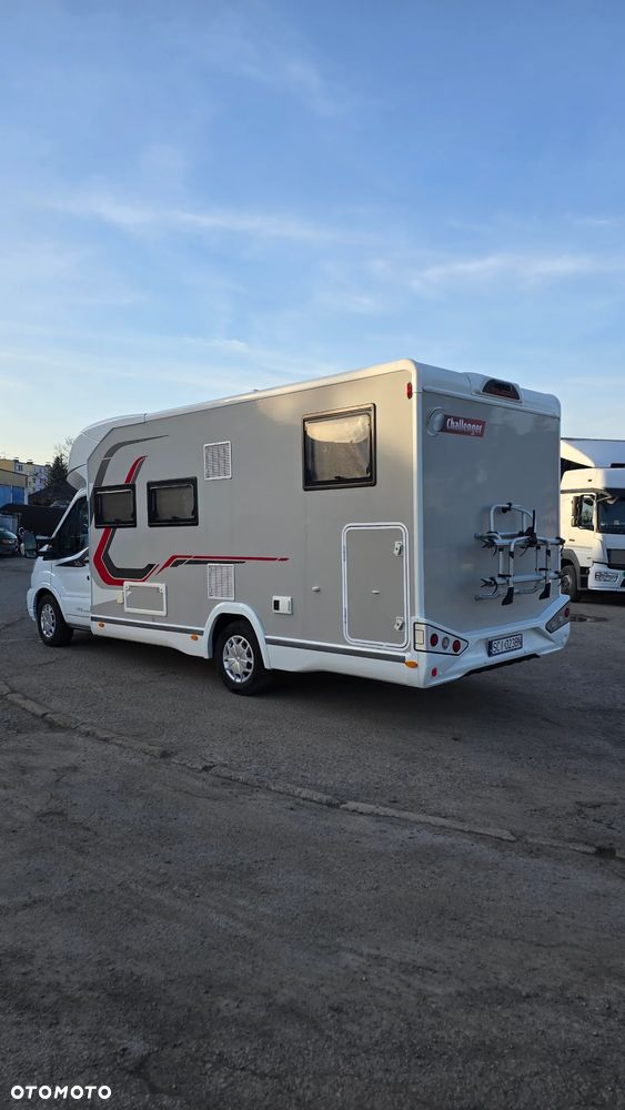 Challenger TRIGANO FD4 - 3