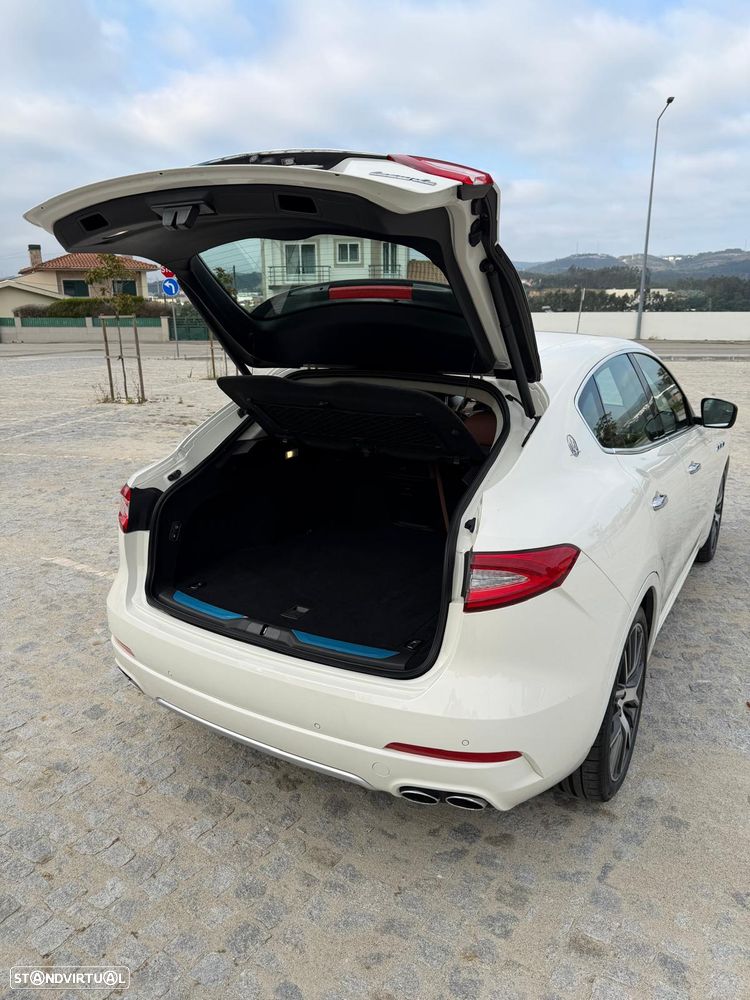 Maserati Levante 3.0 V6 - 8