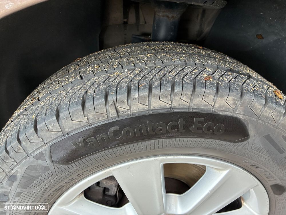 VW Transporter Standard - 18