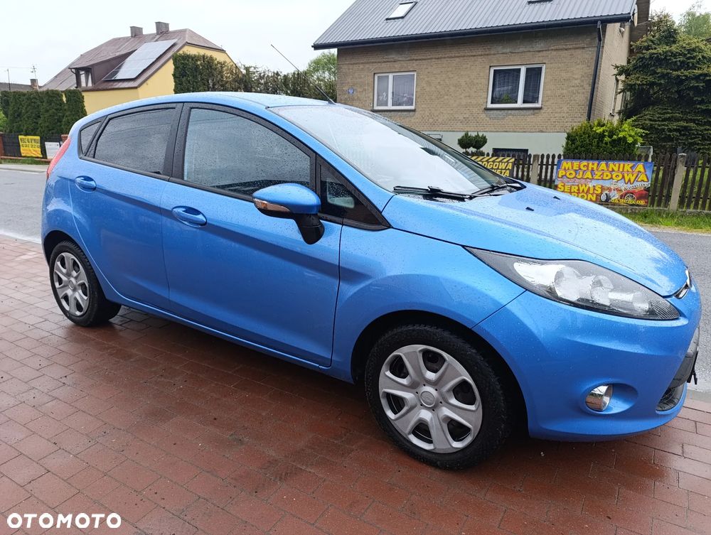 Ford Fiesta 1.25 Celebration - 37