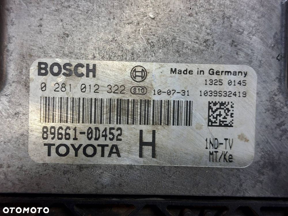 ZESTAW STARTOWY TOYOTA YARIS II 1.4 D4D 89661-0D452 0281012322 82730-52700 - 2