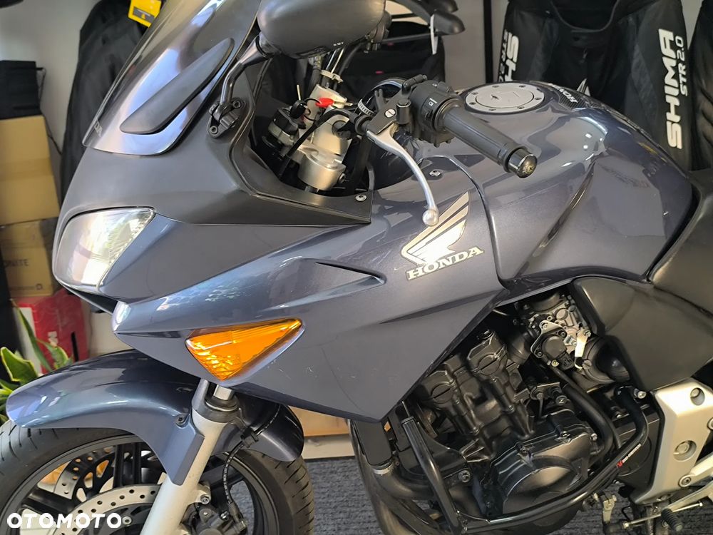 Honda CBF - 8