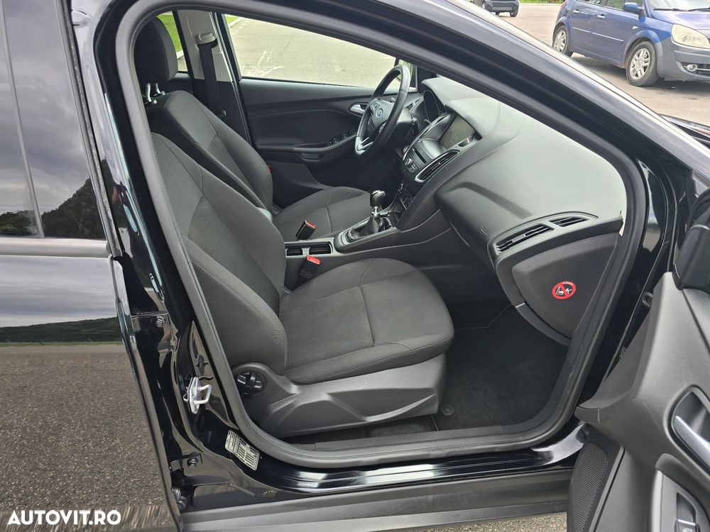 Ford Focus - 6