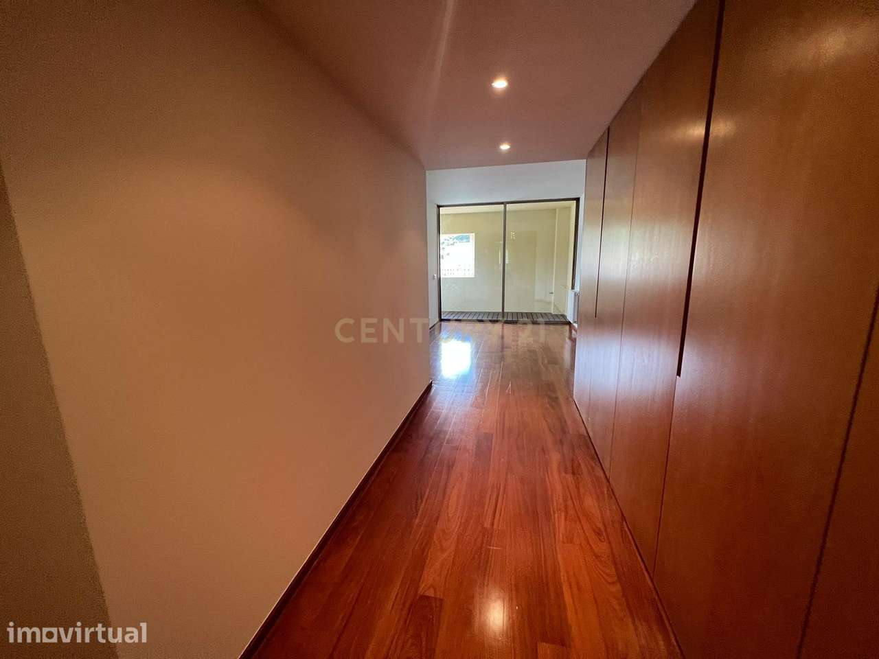 Apartamento T3 - Lordelo do Ouro - Grande imagem: 5/19