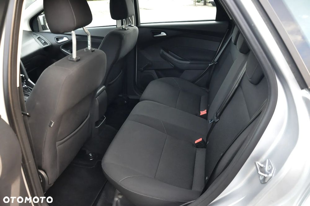 Ford Focus 1.5 TDCi DPF Start-Stopp-System Business - 32