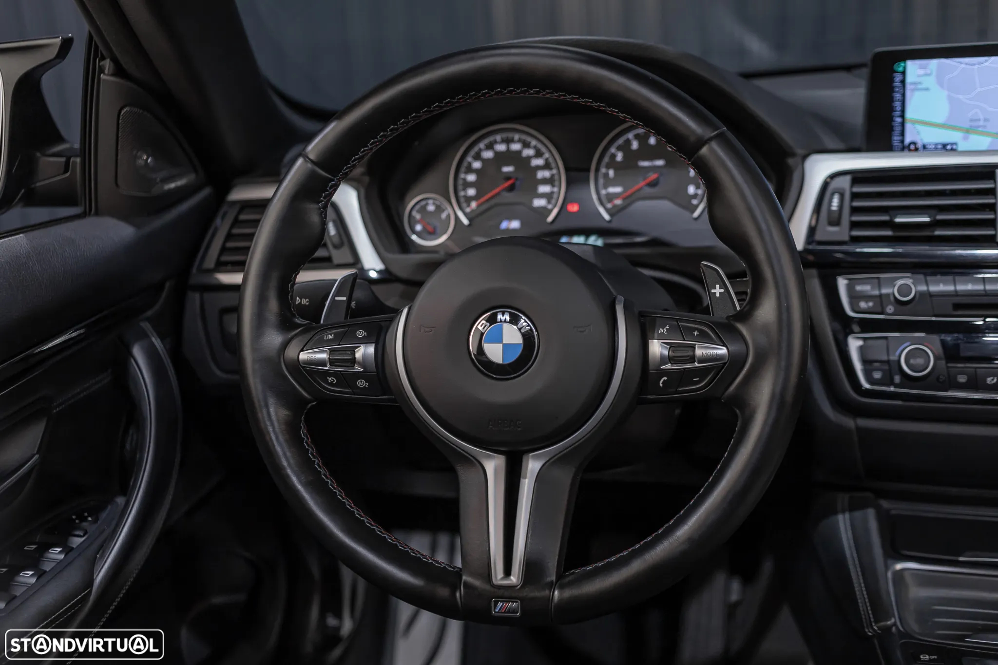 BMW M4 Auto - 10