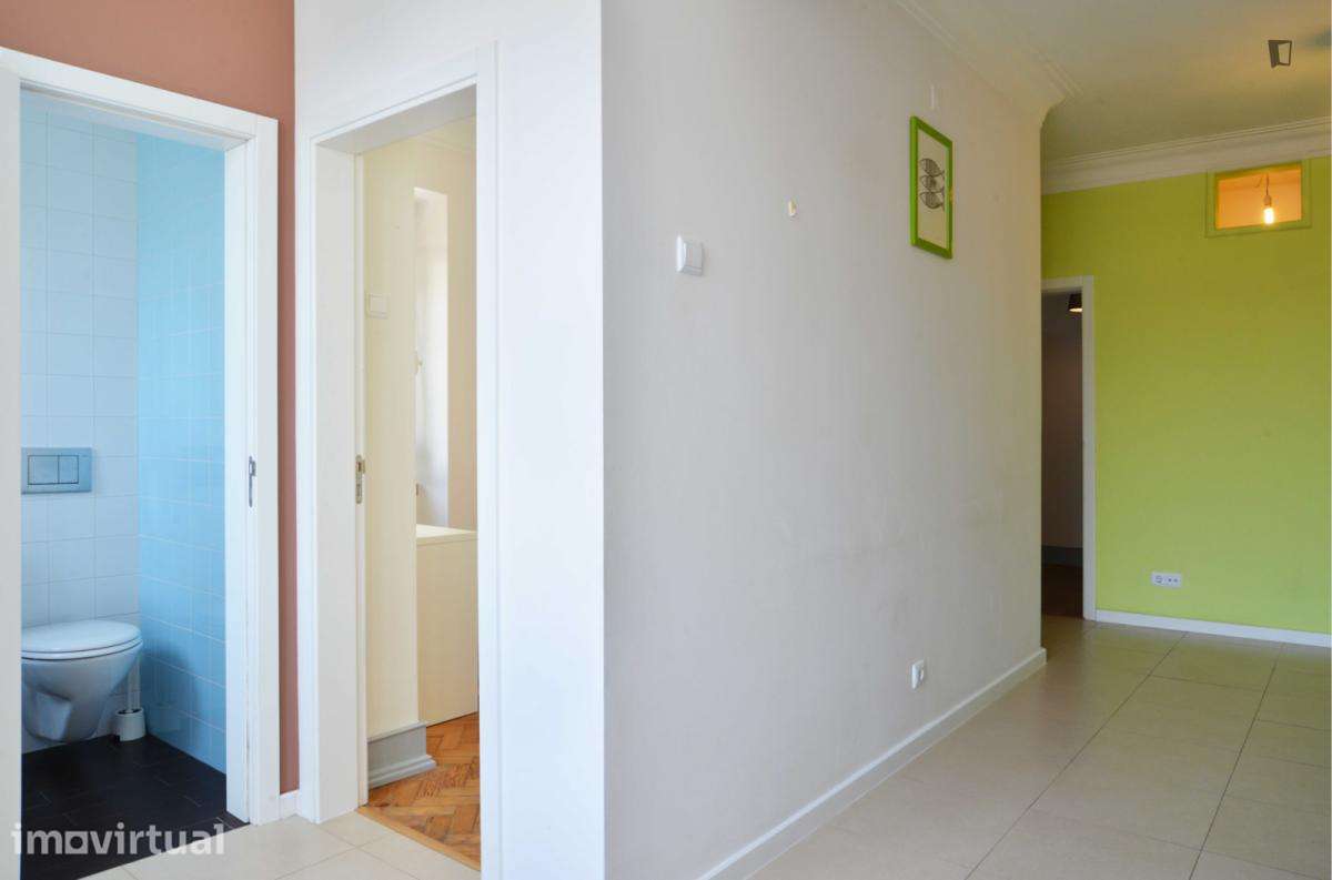 Quarto - localizado em Restelo Lisbon - Grande imagem: 3/13