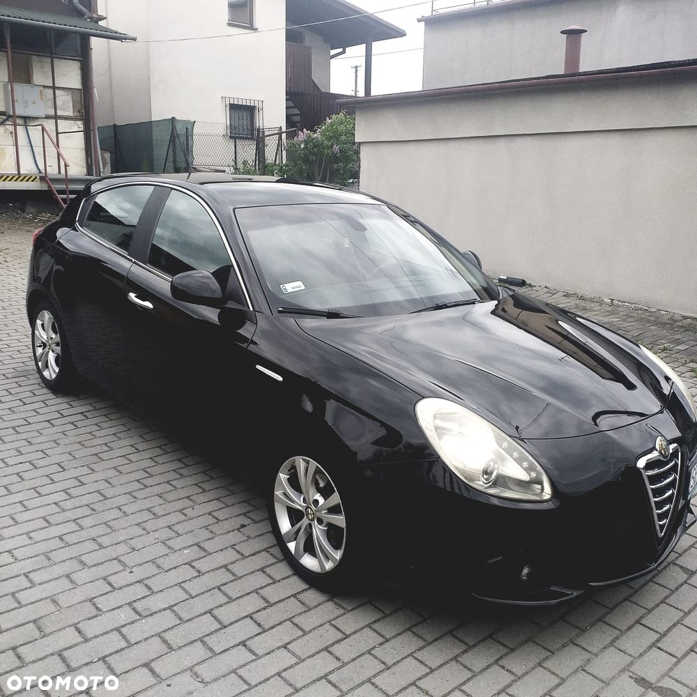 Alfa Romeo Giulietta - 2