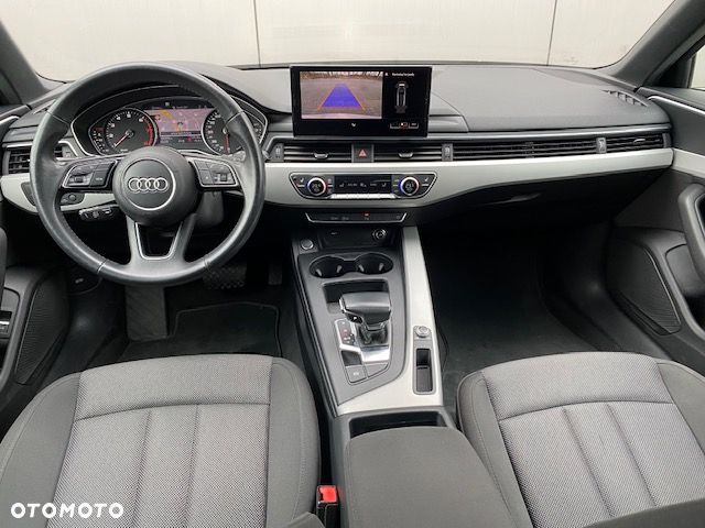 Audi A4 Avant - 13