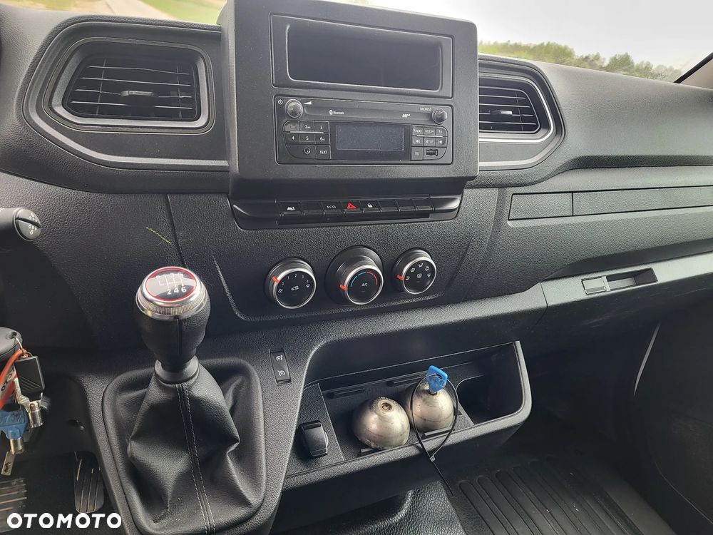 Renault Master - 11