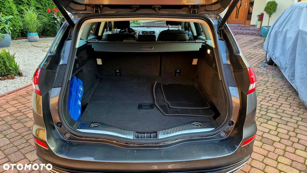 Ford Mondeo 2.0 EcoBlue Titanium - 23