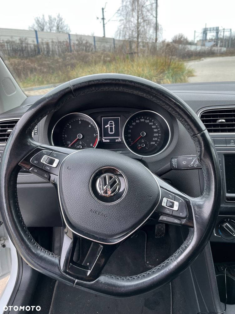Volkswagen Polo 1.4 TDI BMT Comfortline - 11