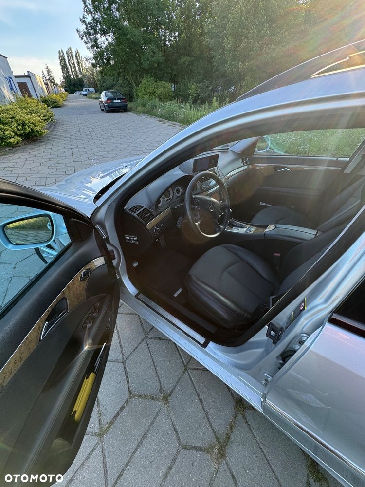 Mercedes-Benz Klasa E 320 CDI T Avantgarde - 8