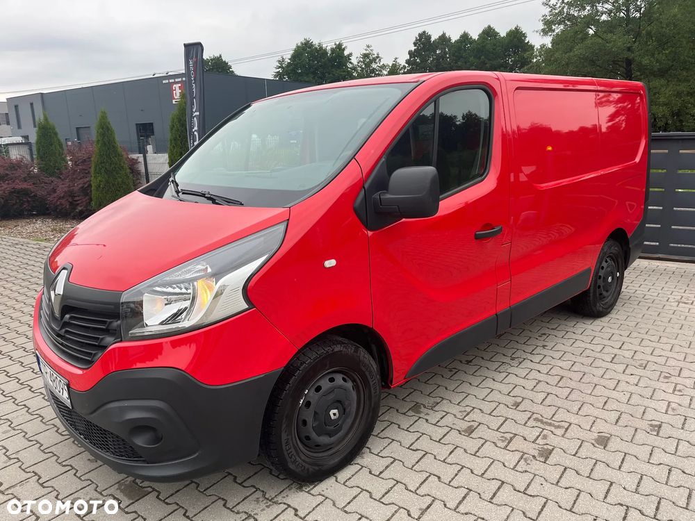 Renault TRAFIC - 2