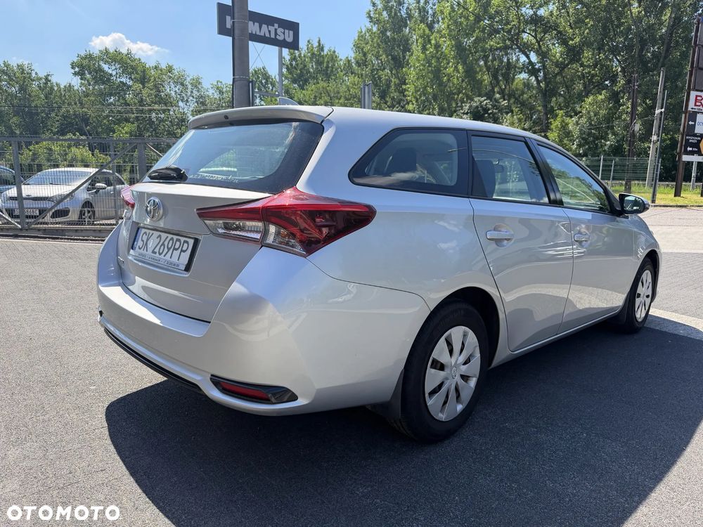 Toyota Auris 1.6 Active - 6