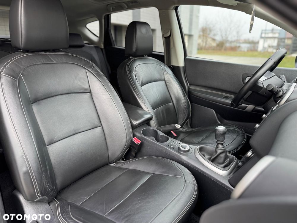 Nissan Qashqai 1.6 dCi 4 x 4 DPF Start/Stop tekna - 12