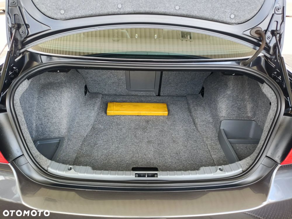 BMW Seria 3 - 26
