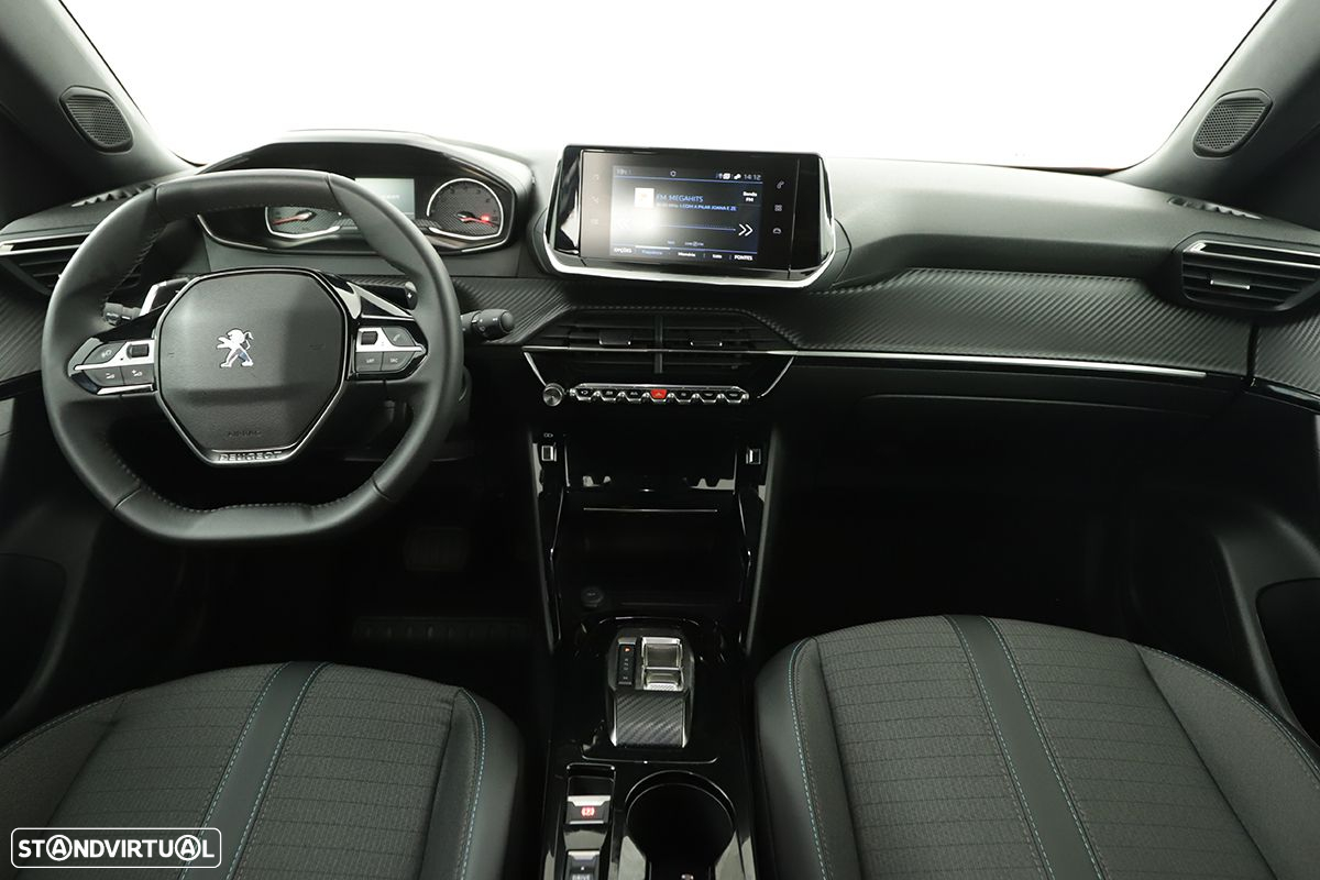 Peugeot 2008 1.2 PureTech Allure EAT8 - 7