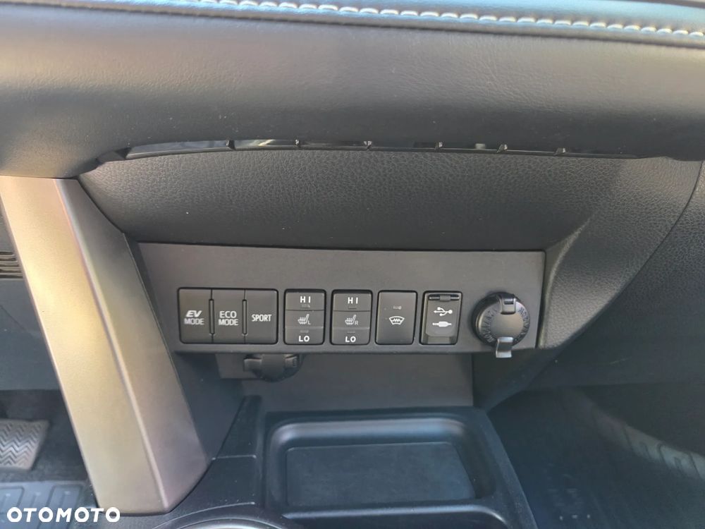 Toyota RAV4 Hybrid Selection 4x4 - 14