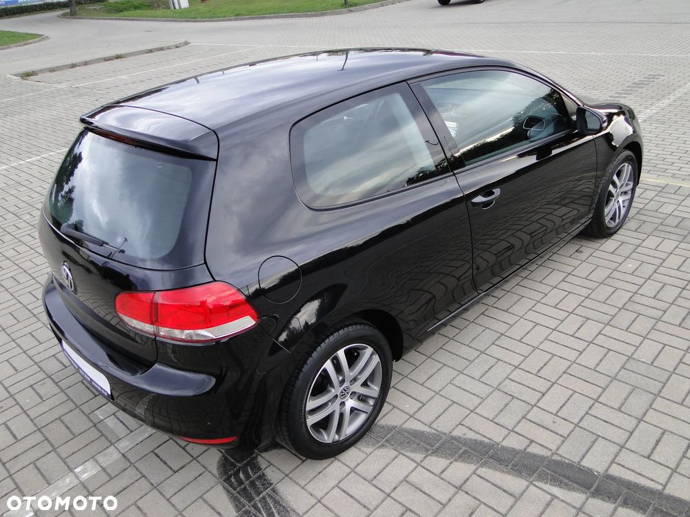 Volkswagen Golf - 28