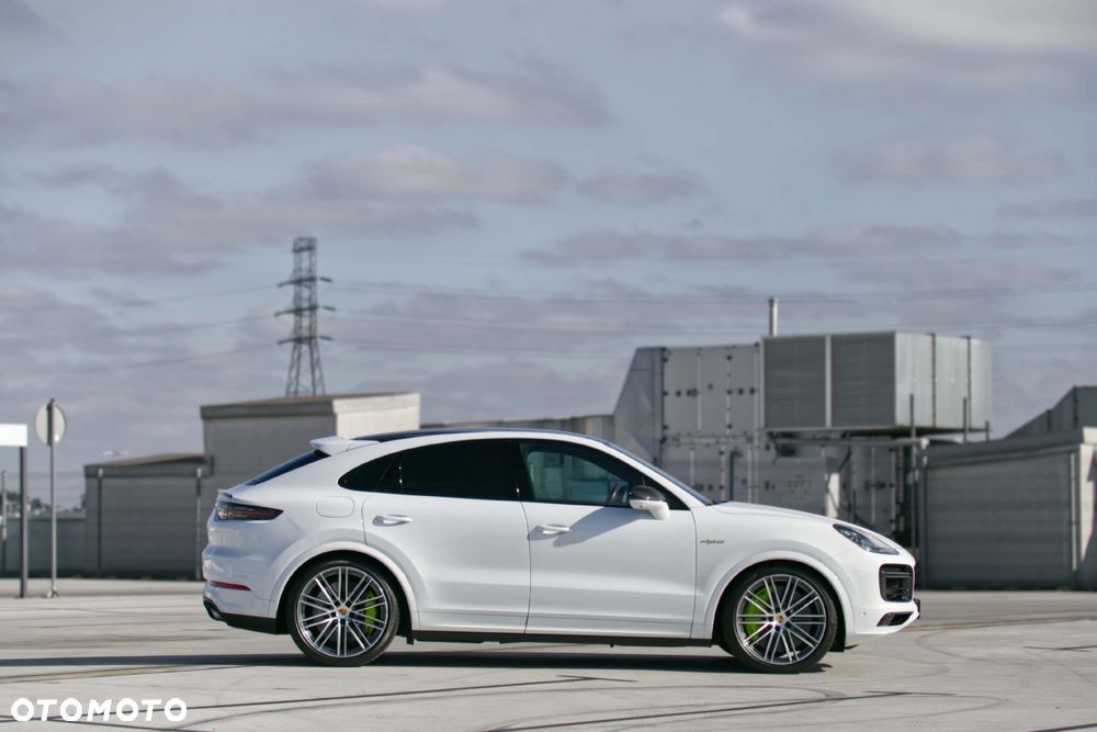 Porsche Cayenne Turbo S E-Hybrid Tiptronic S - 10