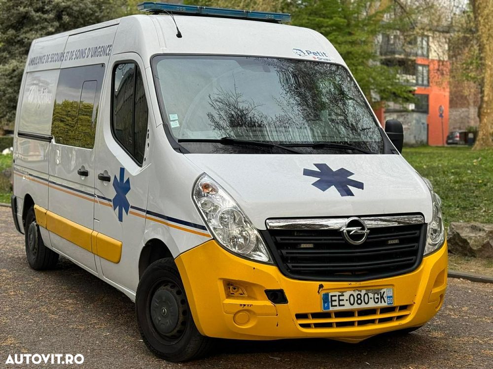 Opel Movano Ambulanta - 2