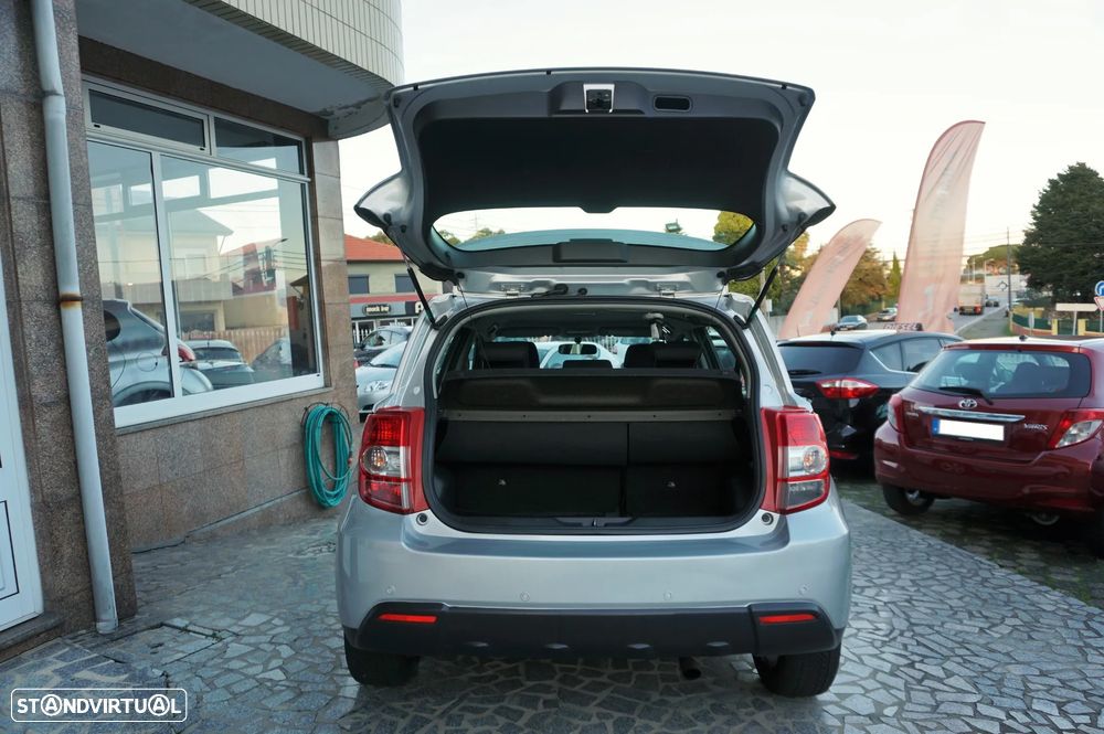 Toyota Urban Cruiser 1.33 4x2 Town - 15