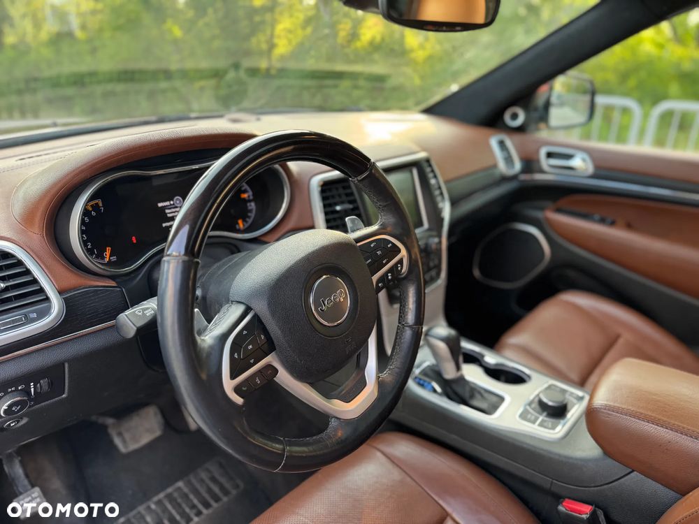 Jeep Grand Cherokee 5.7 V8 HEMI Summit - 19
