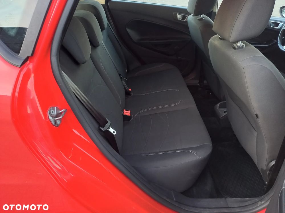 Ford Fiesta - 16